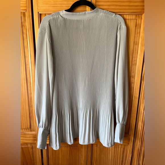 H&M Long Sleeved Blouse Large - Picture 2 of 4